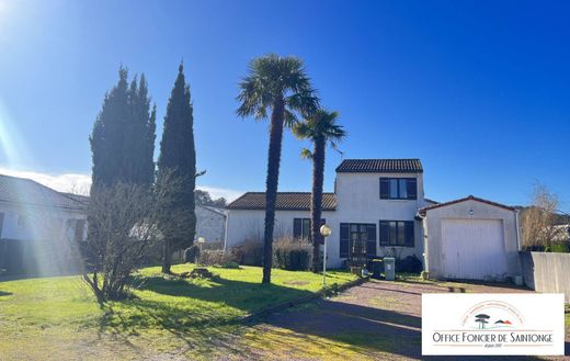 Casa di lusso a Saint-Augustin, Charente-Maritime