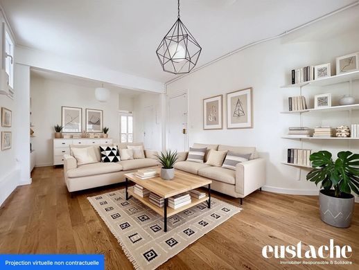 Apartment in Montorgueil, Sentier, Vivienne-Gaillon, Paris