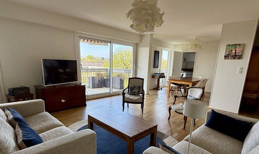 Apartment in Sainte-Adresse, Seine-Maritime
