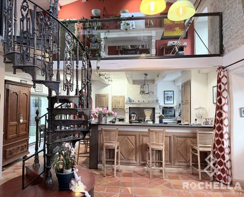 Luxury home in La Rochelle, Charente-Maritime