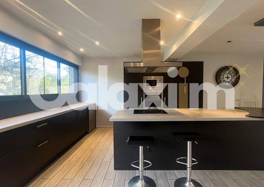 Элитный дом, Cesson-Sévigné, Ille-et-Vilaine