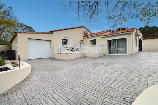 ‏בתי יוקרה ב  Sorède, Pyrénées-Orientales