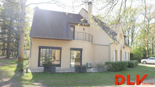 Luxury home in Milly-la-Forêt, Essonne