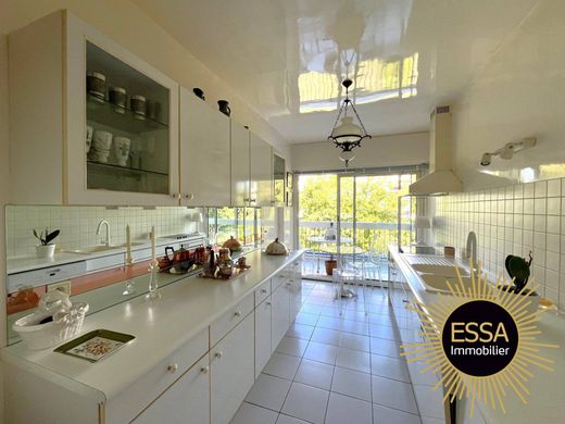 Appartamento a Le Chesnay, Yvelines