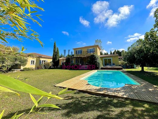 Luxury home in Le Thor, Vaucluse