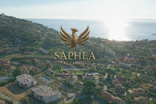 Apartment / Etagenwohnung in Le Lavandou, Var