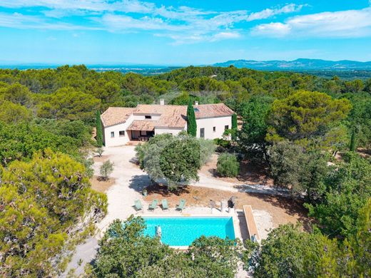 Casa di lusso a Pernes-les-Fontaines, Vaucluse