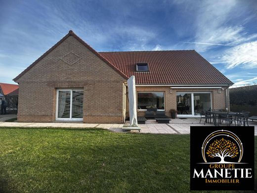 Luxury home in Férin, North