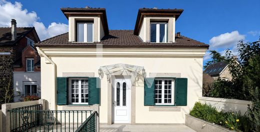 Luxus-Haus in Saint-Gratien, Val d'Oise