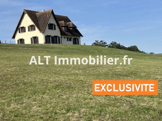 Maison de luxe à Falaise, Calvados