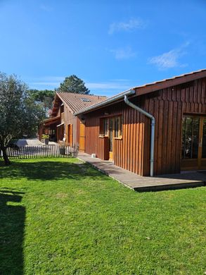 Πολυτελή κατοικία σε Andernos-les-Bains, Gironde