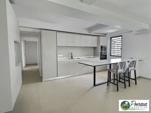 Apartment / Etagenwohnung in Papeete, Îles du Vent