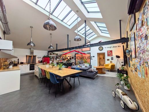 Luxury home in Le Plessis-Bouchard, Val d'Oise