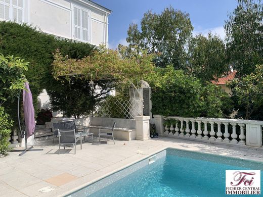 Casa de lujo en Menton, Alpes Marítimos