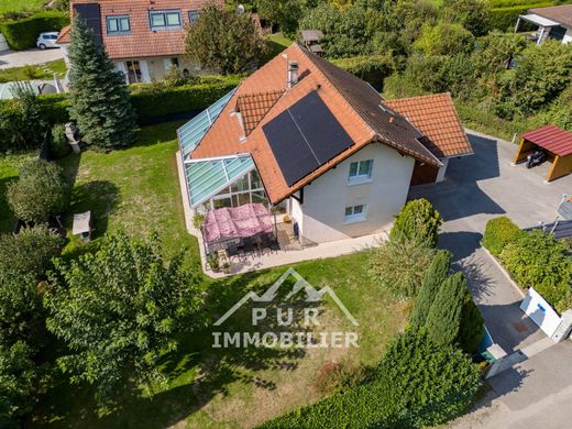 منزل ﻓﻲ Étrembières, Haute-Savoie