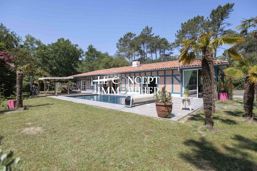 Luxury home in Seignosse, Landes