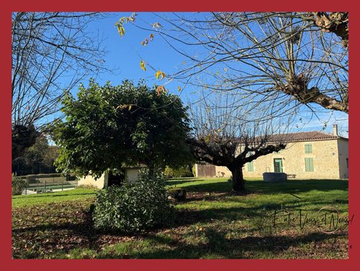 Luksusowy dom w Bazas, Gironde
