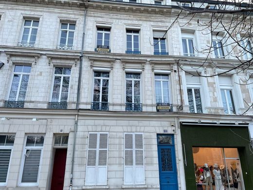 Maison de luxe à Amiens, Somme