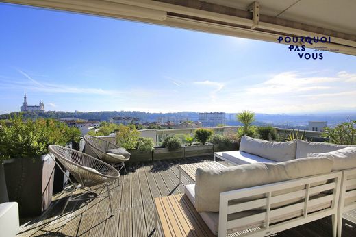 Apartment / Etagenwohnung in Lyon, Rhône