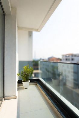 Apartment in Colombes, Hauts-de-Seine