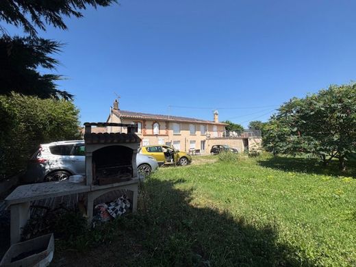 منزل ﻓﻲ Muret, Upper Garonne