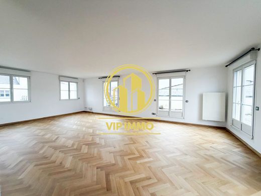 Appartamento a Lille, North