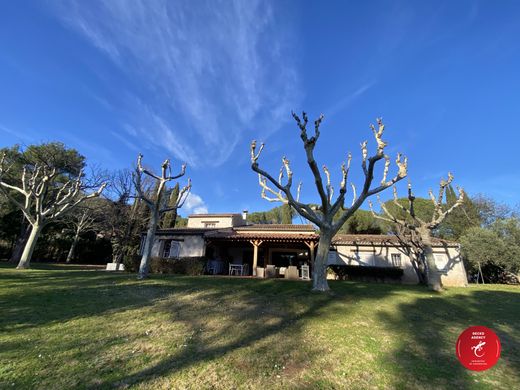 Luxus-Haus in La Motte, Var