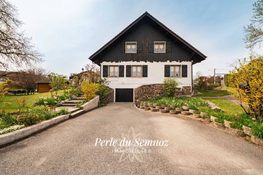 Luxus-Haus in Chavanod, Haute-Savoie