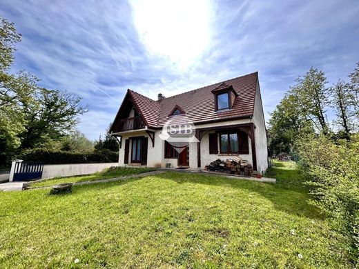 Casa de lujo en La Ville-du-Bois, Essonne