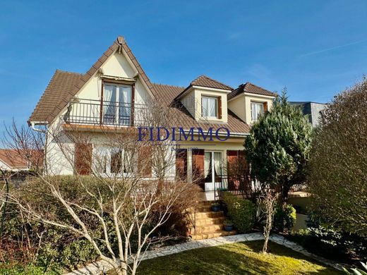 Luxus-Haus in Ormesson-sur-Marne, Val-de-Marne