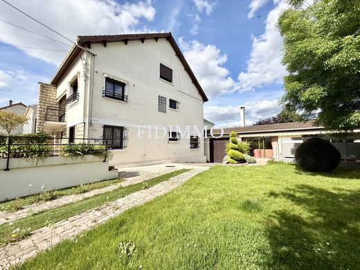 Lüks ev Ormesson-sur-Marne, Val-de-Marne