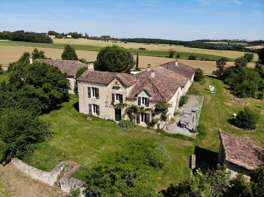 Luxury home in Condom, Gers