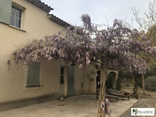 Luxe woning in Ventabren, Bouches-du-Rhône