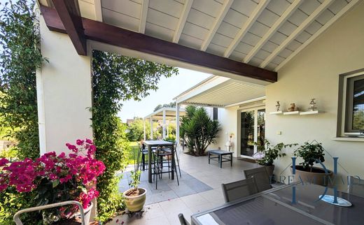 Luxury home in Soorts, Landes