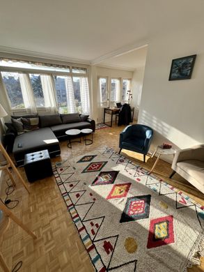 Apartment in Neuilly-sur-Seine, Hauts-de-Seine