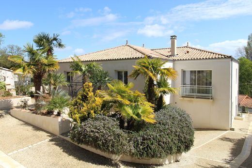 Casa di lusso a Saint-Palais-sur-Mer, Charente-Maritime