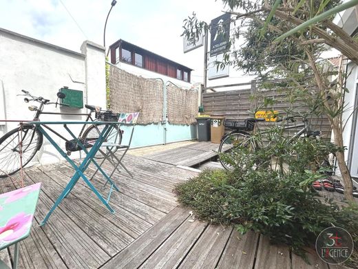 Casa de lujo en Montreuil, Sena Saint Denis