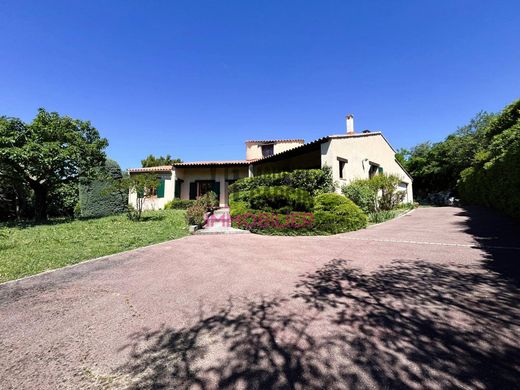 Элитный дом, Châteauneuf-de-Gadagne, Vaucluse