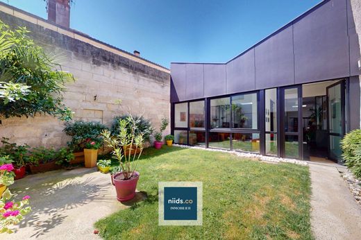 Luxury home in Rochefort, Charente-Maritime