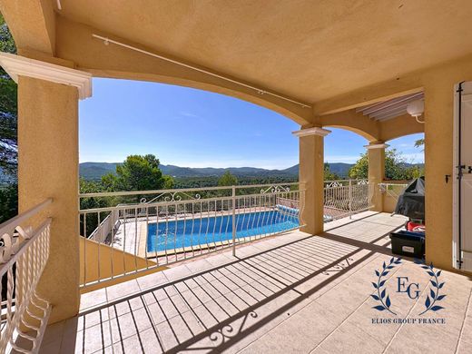 Πολυτελή κατοικία σε Garéoult, Var