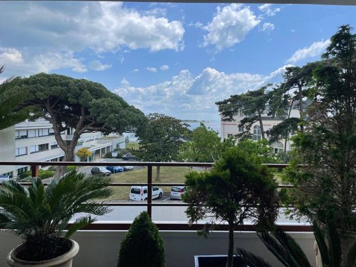 Apartment in La Rochelle, Charente-Maritime