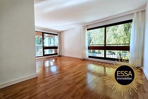 Appartement à Le Chesnay, Yvelines