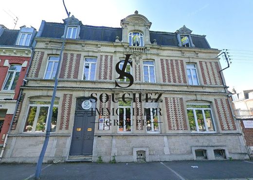 Oficina en Arras, Paso de Calais