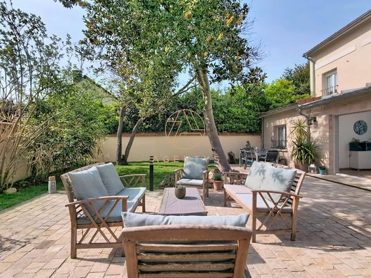 Casa de lujo en Saint-Maur-des-Fossés, Valle de Marne