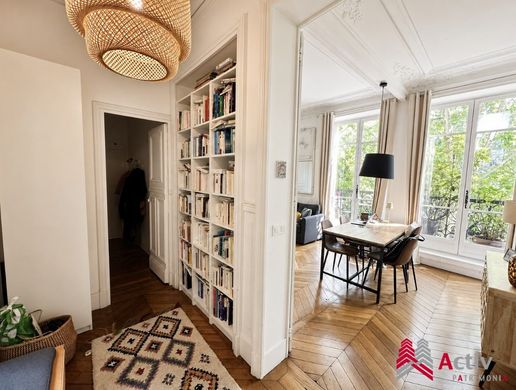 Apartment in Montorgueil, Sentier, Vivienne-Gaillon, Paris
