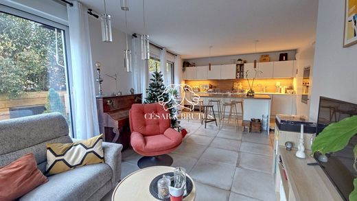 Apartament w Tassin-la-Demi-Lune, Rhône