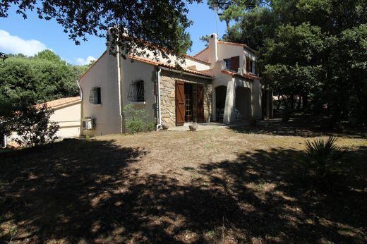 ‏בתי יוקרה ב  Saint-Palais-sur-Mer, השראנט הימי