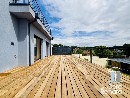 Luxury home in Sainte-Adresse, Seine-Maritime