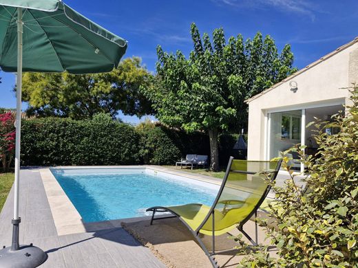 Luxury home in Salon-de-Provence, Bouches-du-Rhône