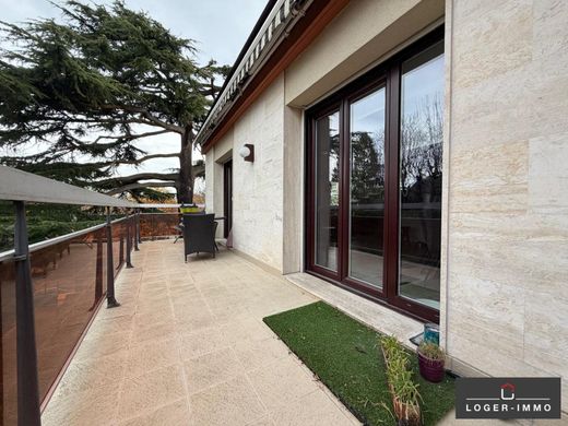 Appartamento a Le Perreux-sur-Marne, Val-de-Marne